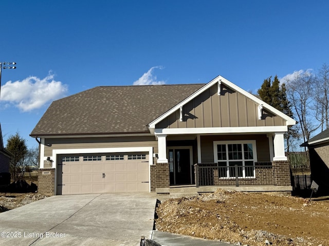 craftsman house featuring a garage and a porch