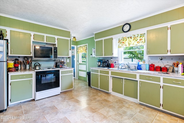 kitchen with ornamental molding, sink, and electric range