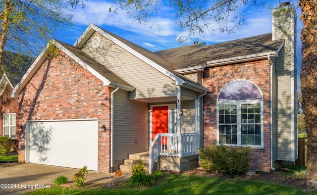 view of front facade with a garage