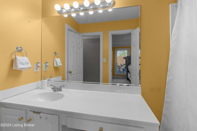 bathroom with vanity