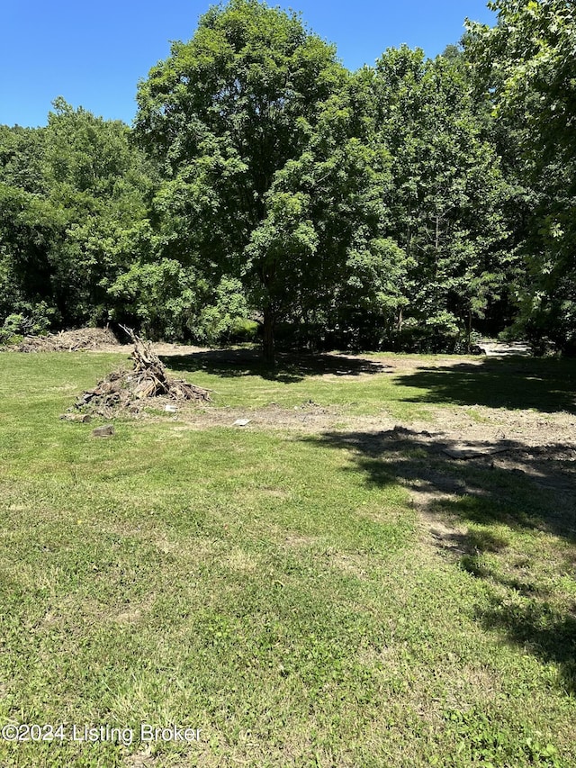 214 W Hillcreek Rd, Shepherdsville, KY 40165