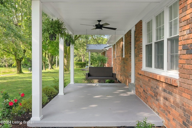 view of patio with ceiling fan