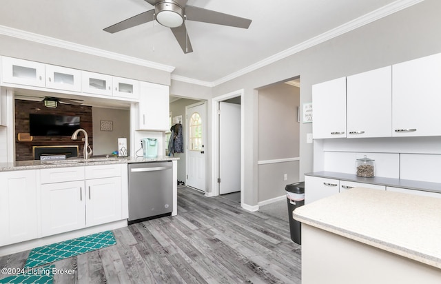 kitchen featuring ceiling fan, white cabinets, dishwasher, light hardwood / wood-style floors, and sink