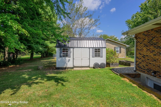 exterior space with a yard