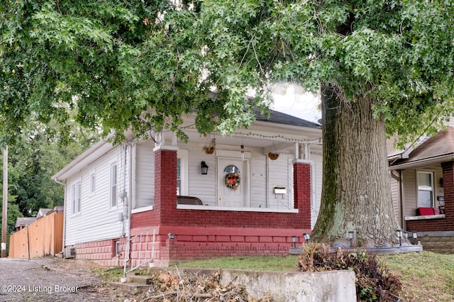 view of front of house