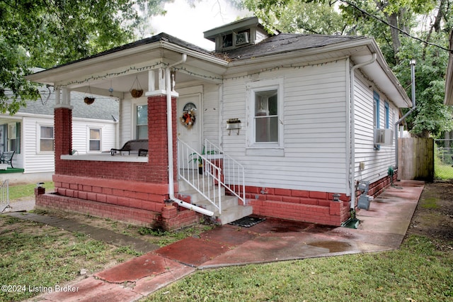 view of front facade