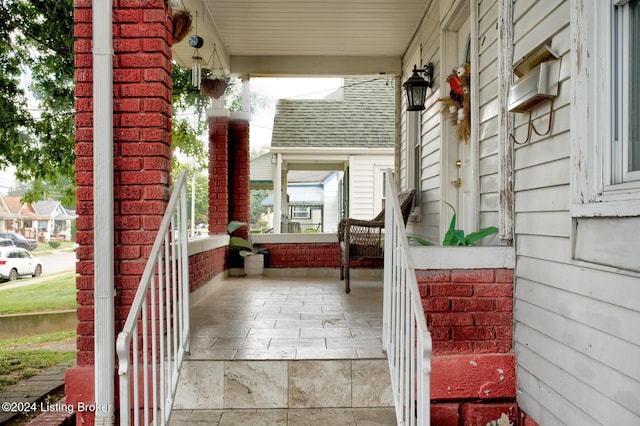 1057 S 43rd St, Louisville, KY 40211 - photo 4