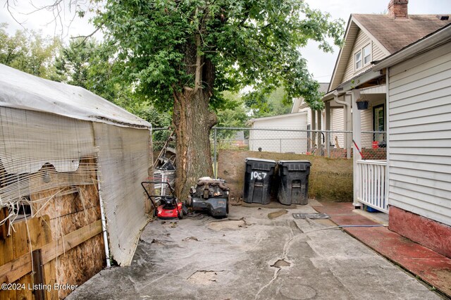 1057 S 43rd St, Louisville, KY 40211 - photo 31