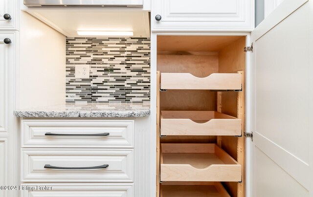 details with tasteful backsplash