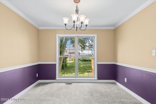 empty room with baseboards, visible vents, crown molding, carpet flooring, and a notable chandelier