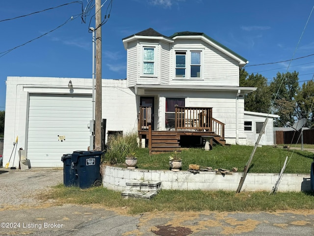 view of front facade with a garage