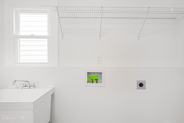 laundry area featuring sink, electric dryer hookup, and washer hookup