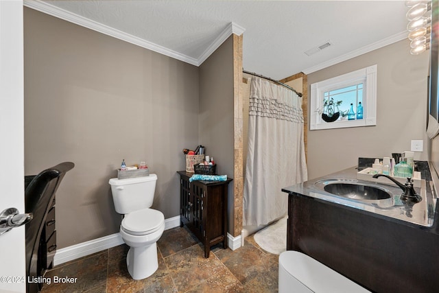 bathroom with baseboards, visible vents, crown molding, and toilet