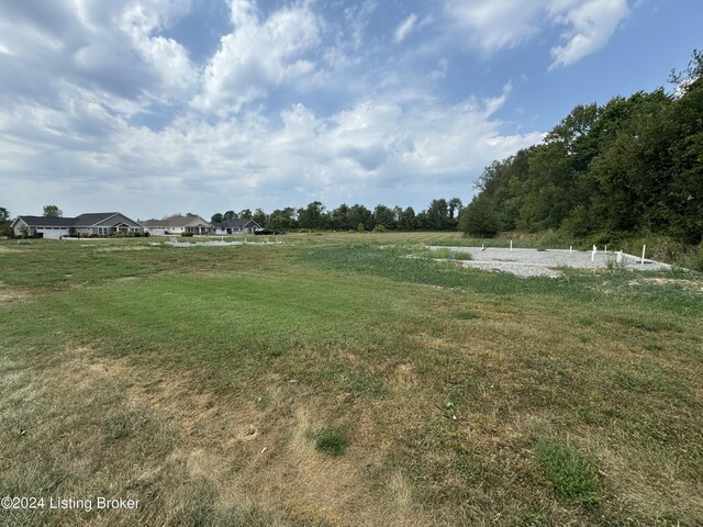 13 Red Leaf Dr, Carrollton, KY 41008