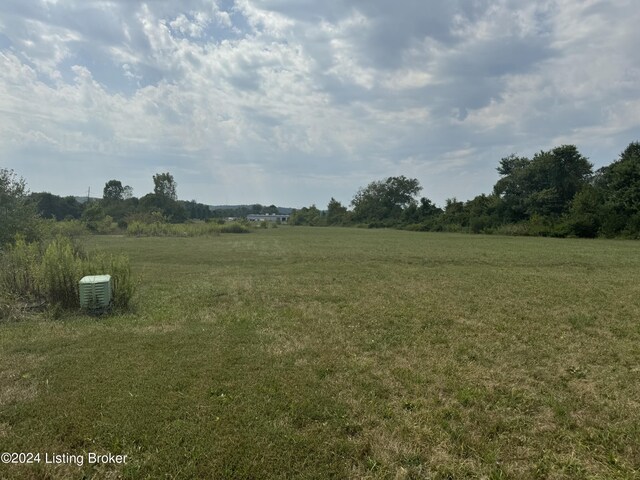 13 Red Leaf Dr, Carrollton, KY 41008