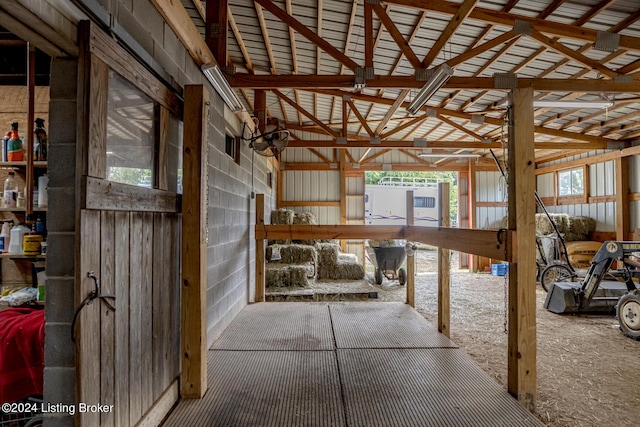 4626 Glen Rose Rd, Louisville, KY 40229 - view of stable