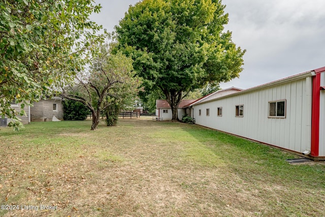 4626 Glen Rose Rd, Louisville, KY 40229 - view of yard