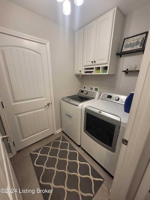 4 N Ridge View Dr, Carrollton, KY 41008 - clothes washing area with tile patterned flooring, independent washer and dryer, and cabinet space