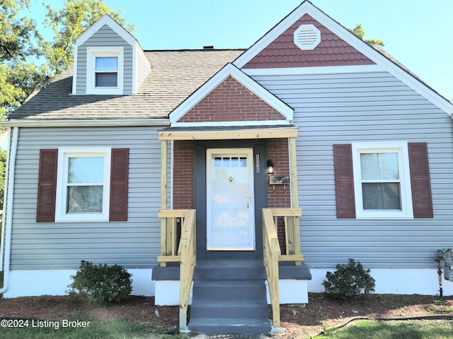 view of front of house