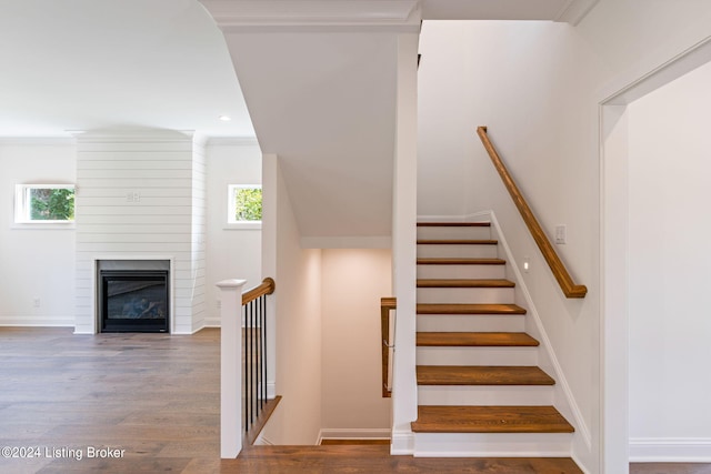6715 Hypoint Ridge Rd, Crestwood, KY 40014 - stairs with a large fireplace, recessed lighting, baseboards, and wood finished floors