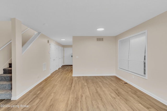 empty room featuring light hardwood / wood-style flooring