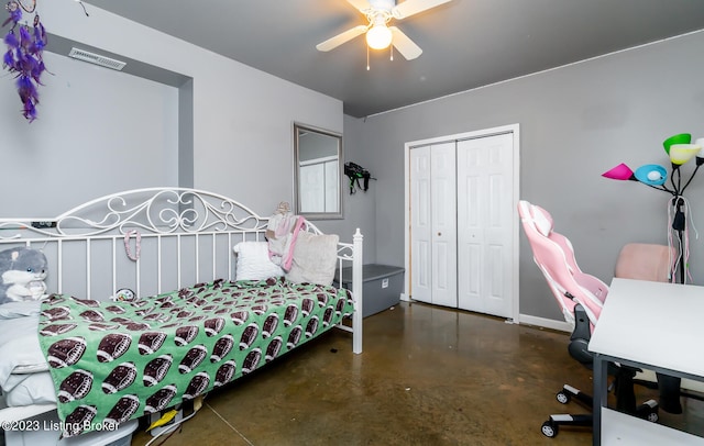 bedroom with ceiling fan and a closet