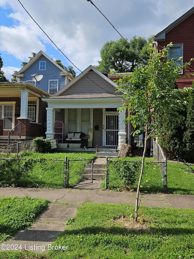 view of front of property featuring a porch