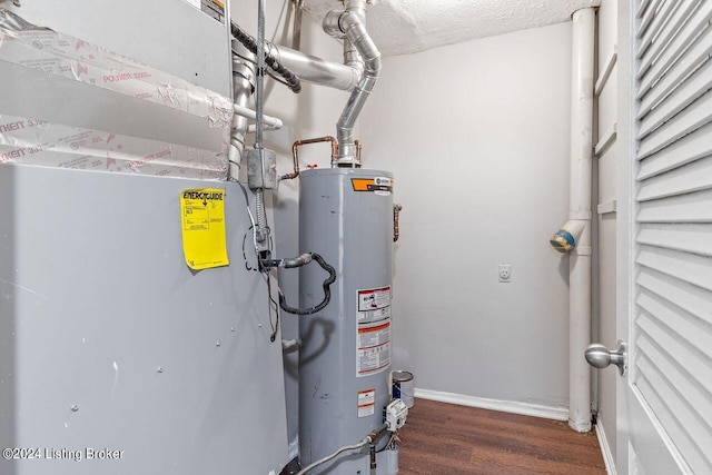 1710 Liberty Bell Way, Louisville, KY 40215 - utilities featuring water heater and heating unit