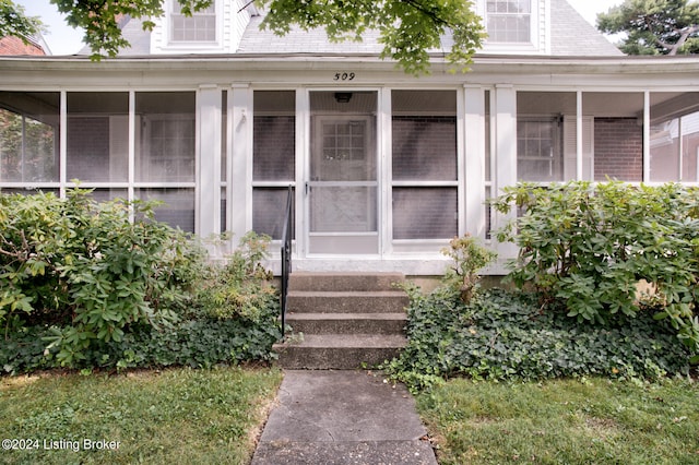 view of entrance to property