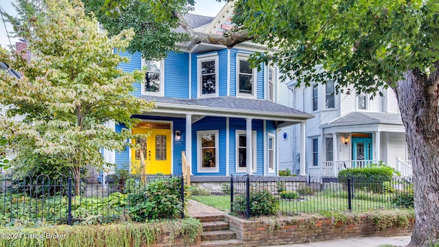 view of front of home featuring a porch