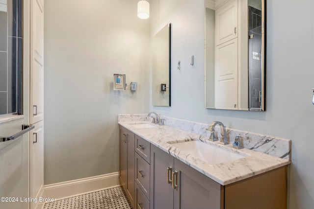 bathroom with vanity