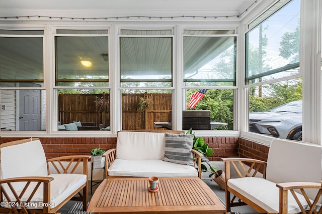 view of sunroom / solarium