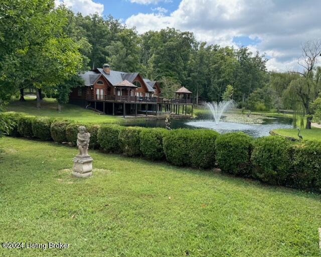 view of yard with a water view