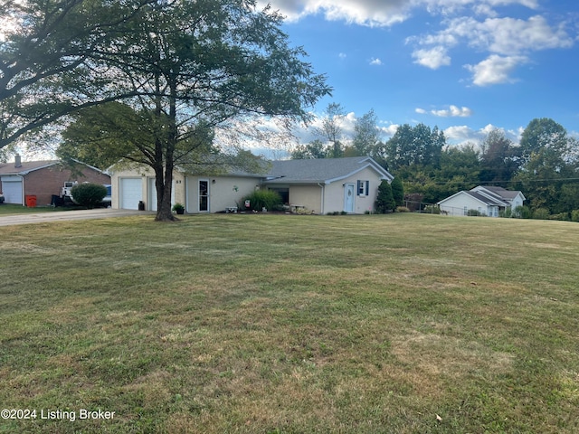 view of front of house with a front yard