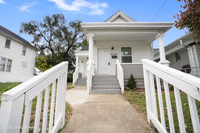 view of front of house