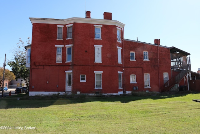 view of building exterior