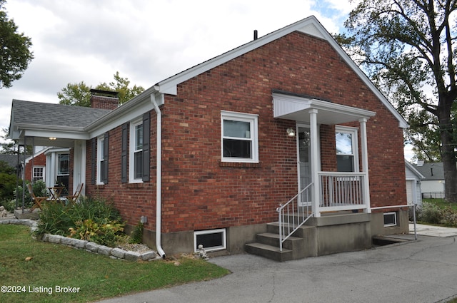 view of front of house