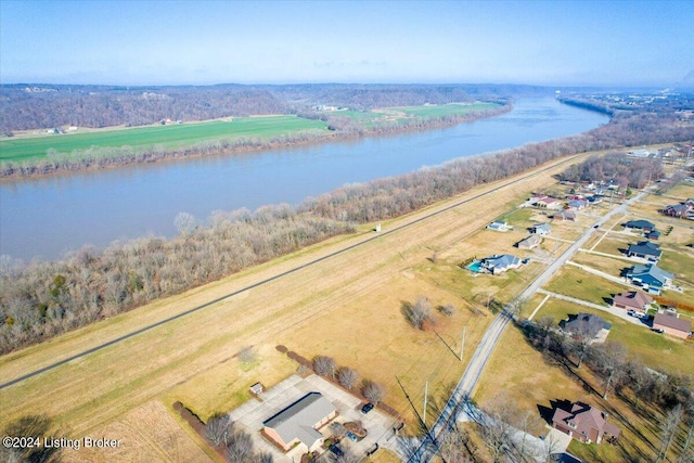 Listing photo 3 for 12000 Lower River Rd, Louisville KY 40272