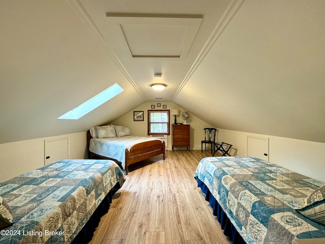 308 Oak Rd, Falls Of Rough, KY 40119 - bedroom with crown molding, hardwood / wood-style flooring, and vaulted ceiling