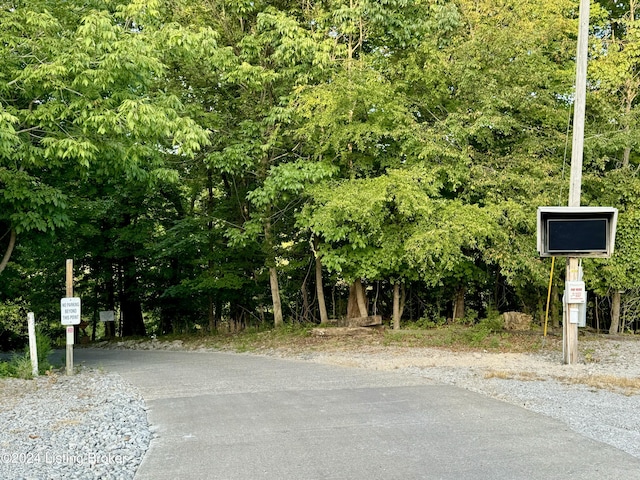 308 Oak Rd, Falls Of Rough, KY 40119 - view of road