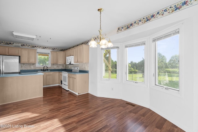 2212 Clark Station Rd, Fisherville, KY 40023 - photo 32