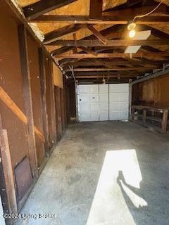 827 W Florence Ave, Louisville, KY 40215 - view of garage