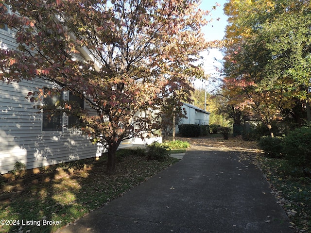 view of home's exterior