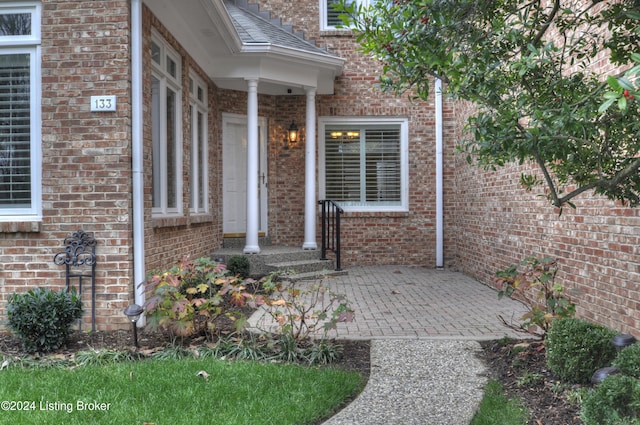 view of property entrance