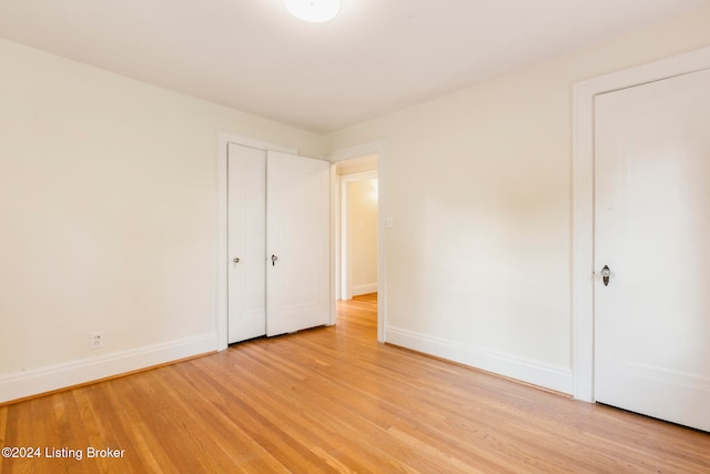 unfurnished bedroom featuring light hardwood / wood-style floors