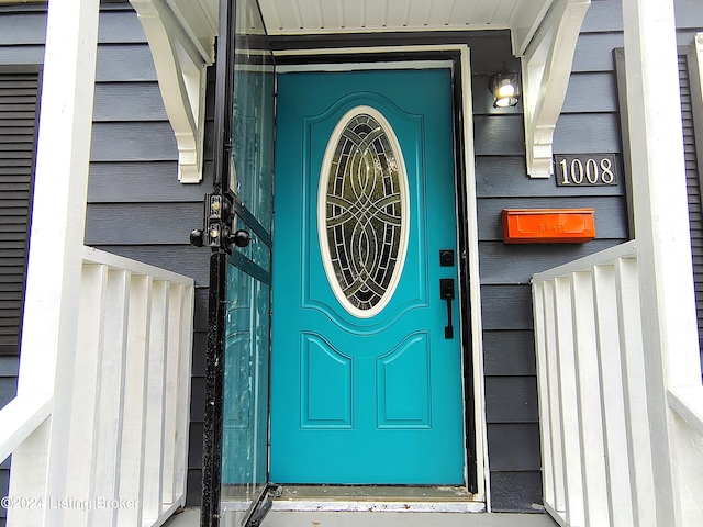 view of entrance to property