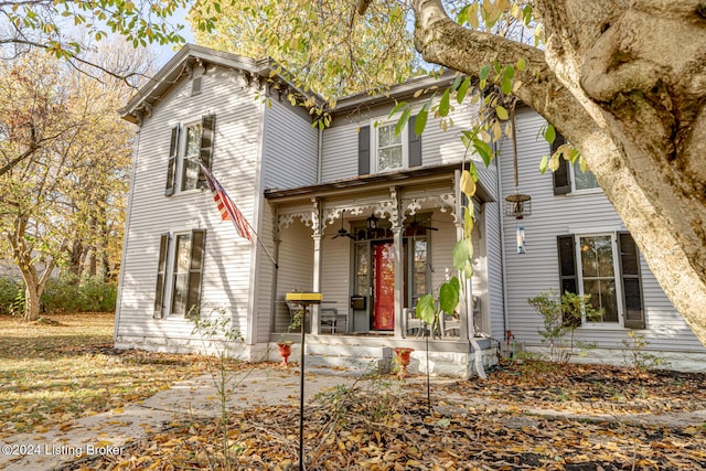 view of front of home with ceiling fan