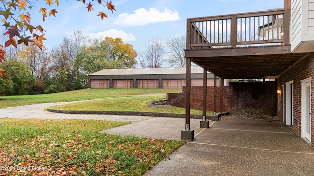 view of yard featuring a wooden deck