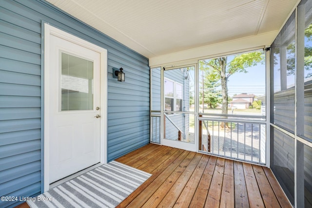 view of sunroom / solarium