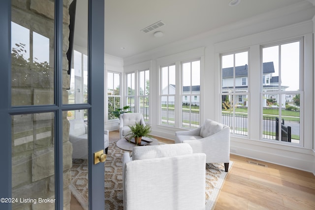 view of sunroom / solarium